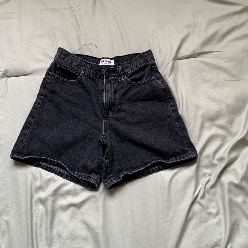 super high rise mom size 26 rsq black shorts
